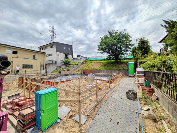 栄区新築戸建4台駐車可LDK20帖以上パントリー