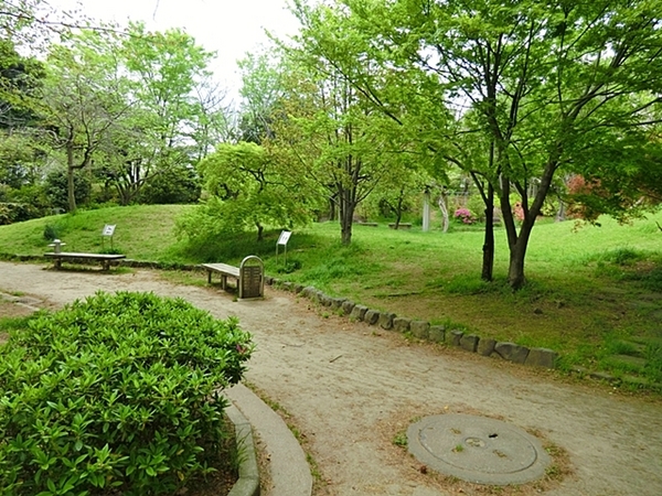 横浜市青葉区市ケ尾町の土地(小黒公園)