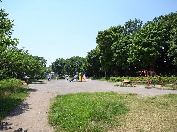 横浜市旭区市沢町の土地(神田公園)