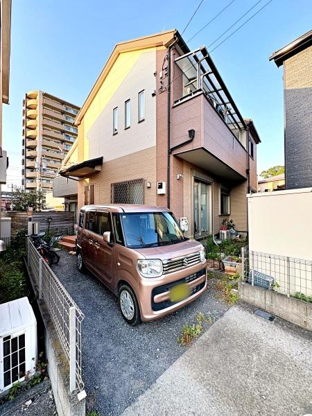 座間市中古戸建全居室南向き2台駐車可
