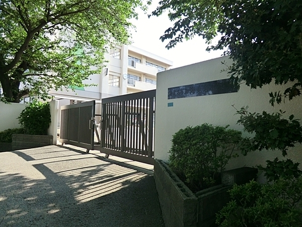 海老名市望地２丁目の中古一戸建て(海老名市立海老名小学校)