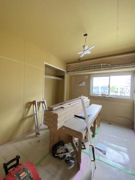 川崎ロイヤルマンション【角部屋】