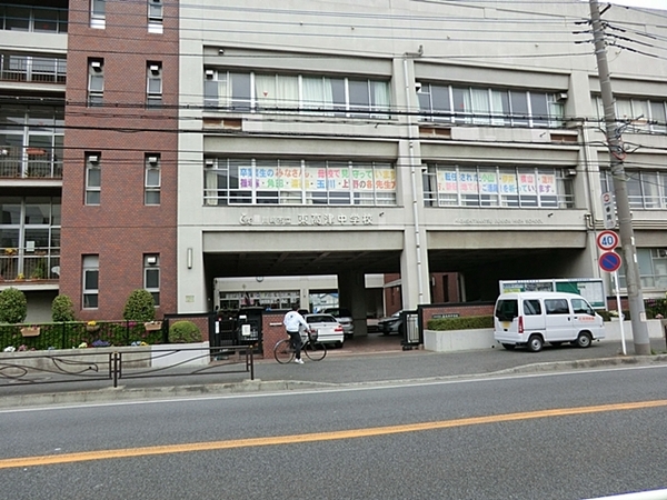 【1号棟】川崎市新築戸建ビルトイン車庫駅歩5分(川崎市立東高津中学校)