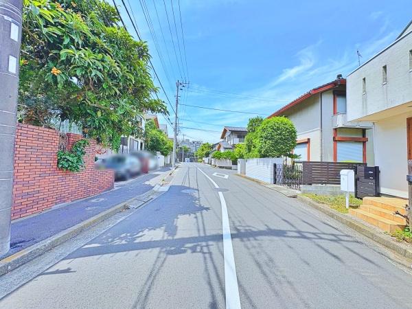 南区新築戸建カースペース2台省エネ基準適合住宅