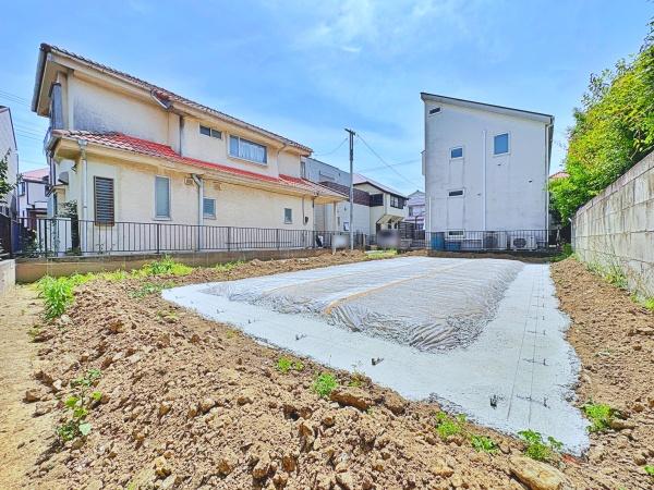 南区新築戸建カースペース2台省エネ基準適合住宅