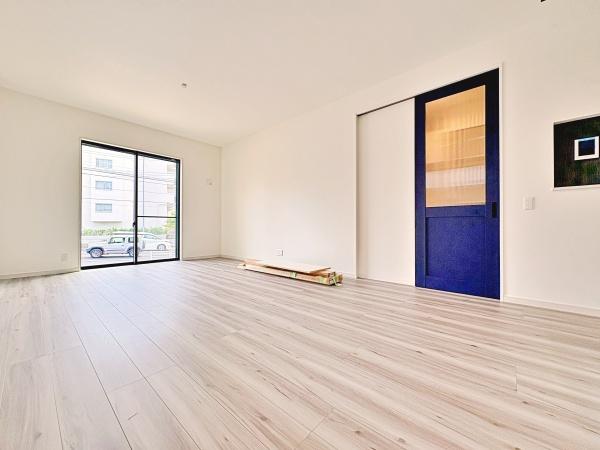 【2号棟】戸塚区新築戸建WIC南面バルコニー