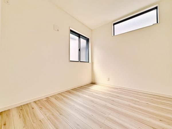 【2号棟】戸塚区新築戸建WIC南面バルコニー