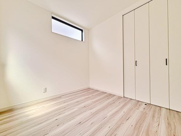 【2号棟】戸塚区新築戸建WIC南面バルコニー