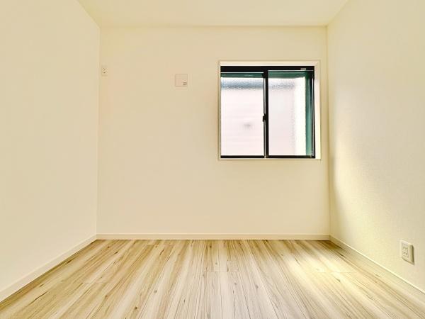 【2号棟】戸塚区新築戸建WIC南面バルコニー