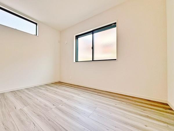 【2号棟】戸塚区新築戸建WIC南面バルコニー