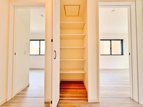 【2号棟】戸塚区新築戸建WIC南面バルコニー