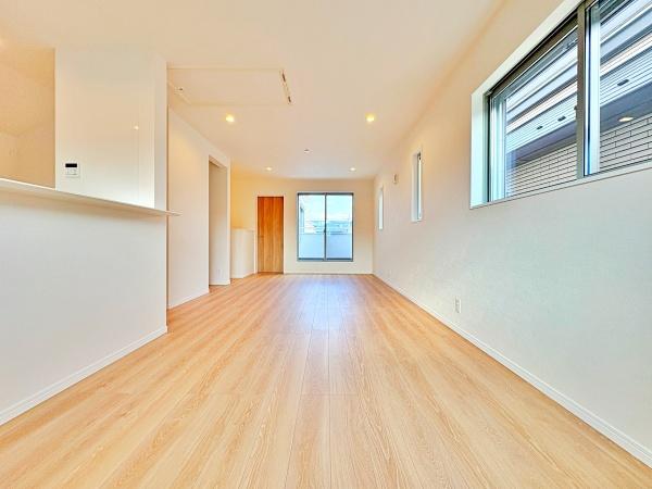 相模原市中央区新築戸建カースぺ2台WICSIC