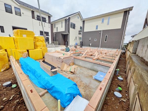 【6号棟】横浜市鶴見区新築戸建ルーバルカースぺ