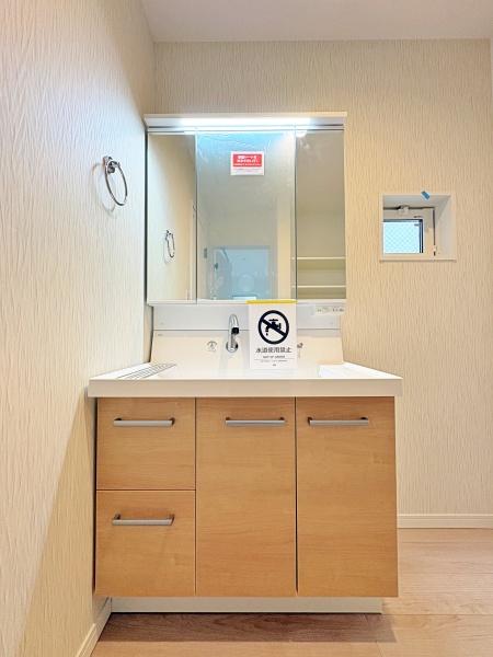 【3号棟】相模原市南区新築戸建　カースぺ2台　ルーバル
