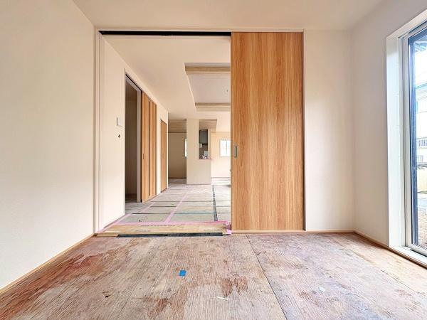 【1号棟】横浜市旭区新築戸建　カースぺ2台　床暖房