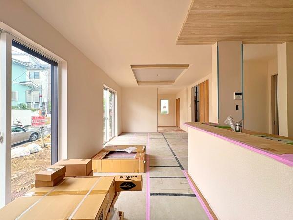 【1号棟】横浜市旭区新築戸建　カースぺ2台　床暖房