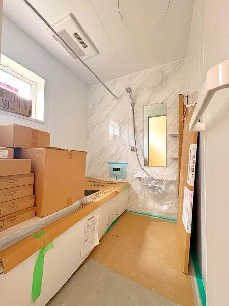 【1号棟】横浜市旭区新築戸建　カースぺ2台　床暖房