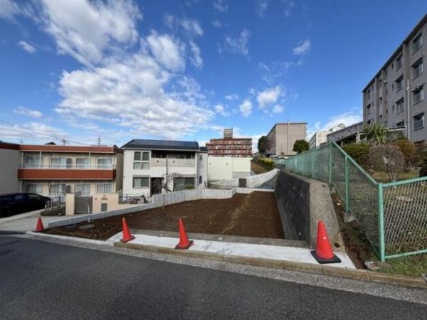 横浜市戸塚区汲沢３丁目の土地