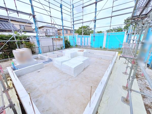 【1号棟】藤沢市新築戸建パントリー南面バルコニー