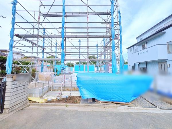 【1号棟】藤沢市新築戸建パントリー南面バルコニー
