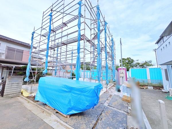 【1号棟】藤沢市新築戸建パントリー南面バルコニー