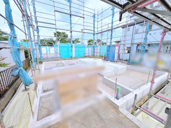 【1号棟】藤沢市新築戸建パントリー南面バルコニー