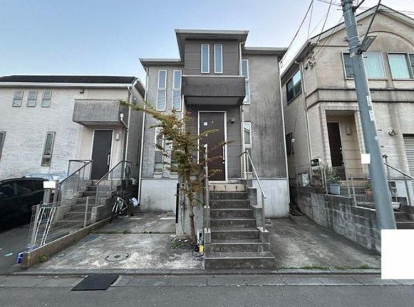 都筑区中古戸建WIC納戸吹き抜け