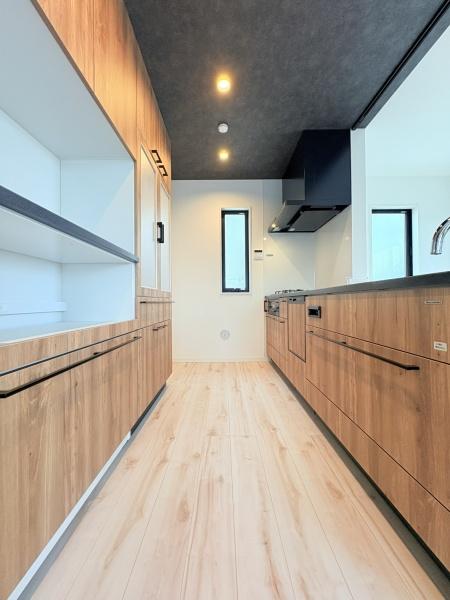 【D号棟】鶴見区新築戸建LDK18帖以上グルニエ