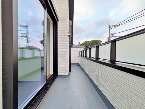 【B号棟】湘南台新築戸建平坦車並列2台駐車可能◎