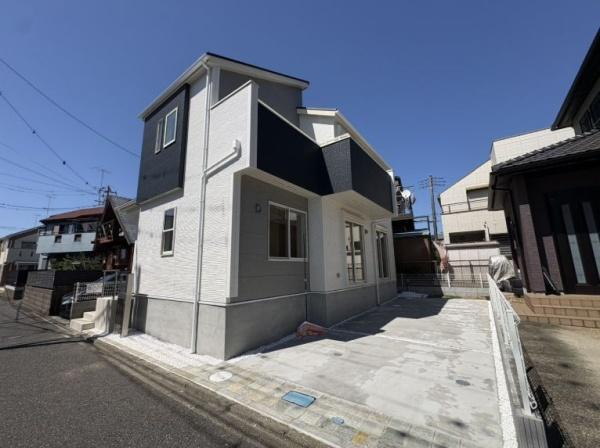 【1号棟】大和市新築戸建2台駐車可吹抜け