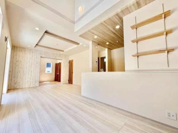 【1号棟】大和市新築戸建2台駐車可吹抜け