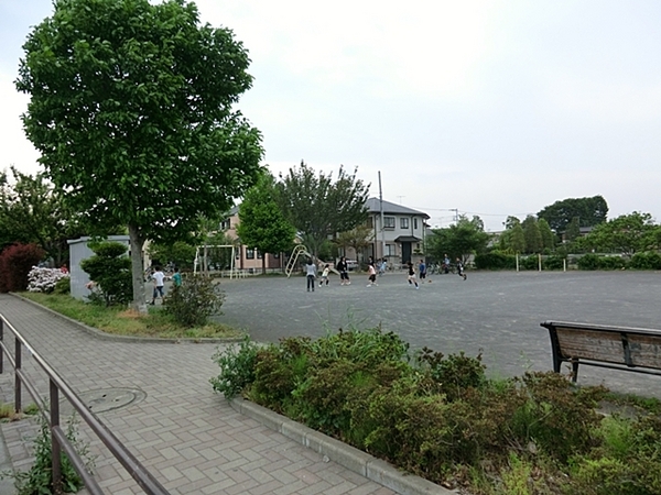 瀬谷区新築戸建LDK18帖カースペース2台南向き(竹村町公園)
