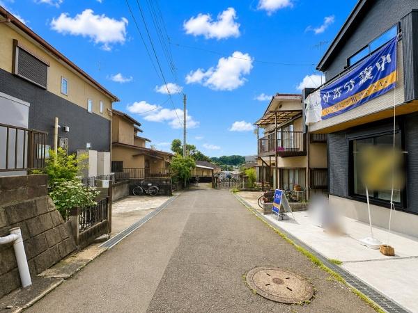 瀬谷区新築戸建LDK18帖カースペース2台南向き