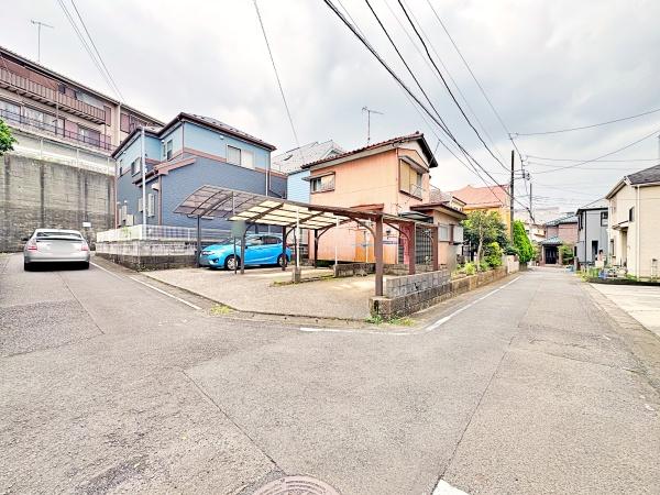 大和市売地建築条件無し整形地北西角地54坪以上