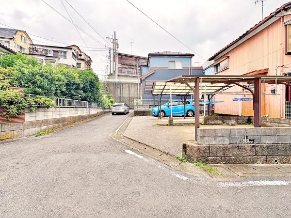 大和市売地建築条件無し整形地北西角地54坪以上