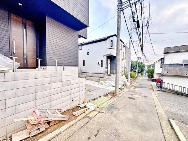 【2号棟】南区新築戸建カースペース