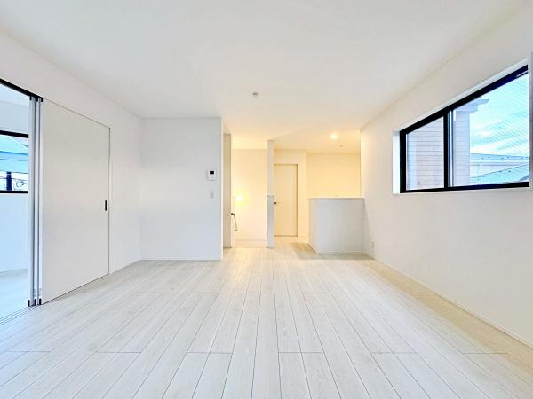 【2号棟】南区新築戸建カースペース