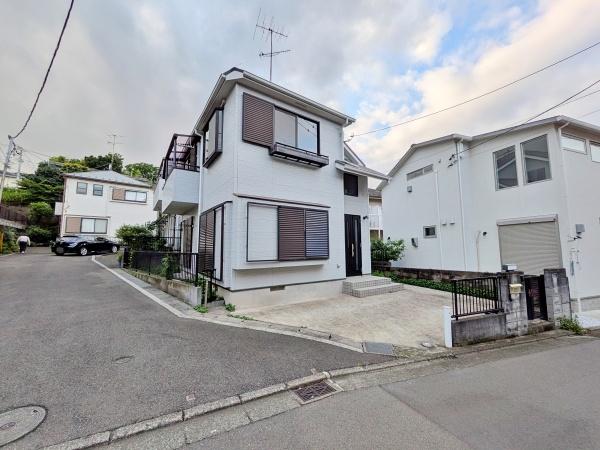 緑区中古戸建カースペース南東角地都市ガス