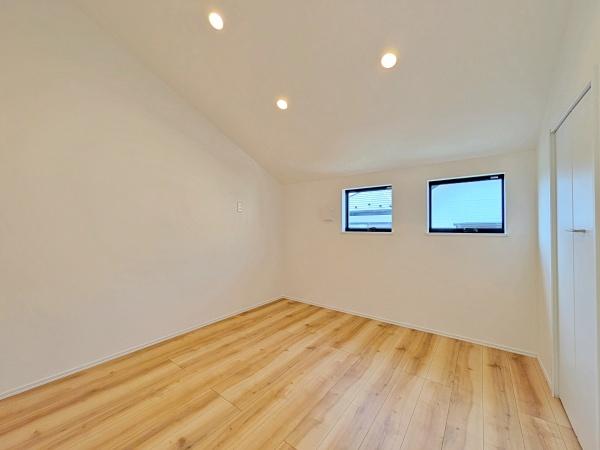 【1号棟】戸塚区新築戸建ウッドデッキパントリー