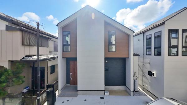 【2号棟】戸塚区新築戸建ウッドデッキパントリー