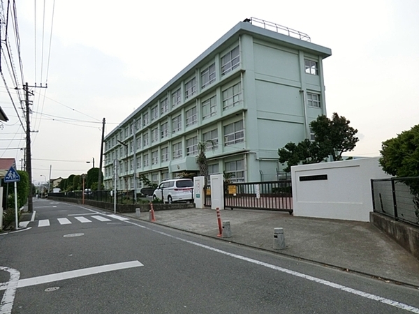 平塚市花水台の新築一戸建(平塚市立なでしこ小学校)
