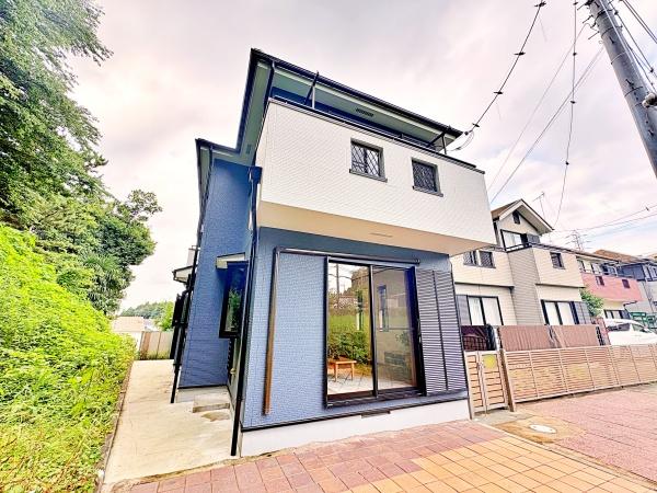 旭区中古戸建2台駐車可2面バルコニー