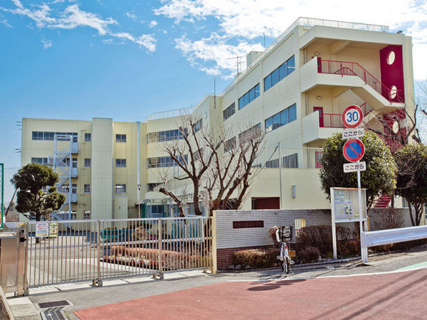 エスペランサ中山(横浜市立上山小学校)