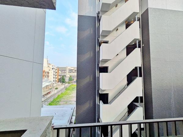 マンション長者町【伊勢佐木長者町駅歩7分眺望◎】
