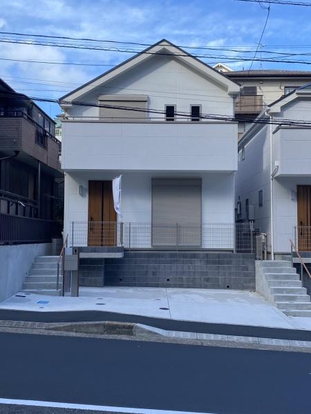 【A号棟】藤沢市新築戸建2台駐車可LDK18帖以上