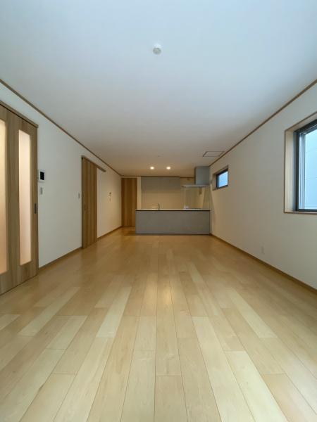 【A号棟】藤沢市新築戸建2台駐車可LDK18帖以上