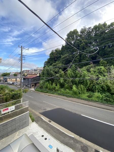 【B号棟】藤沢市新築戸建2台駐車可納戸