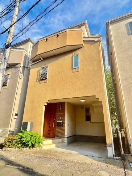 川崎市中古戸建ビルトイン車庫WIC