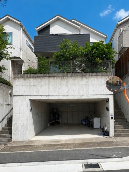 横浜市港南区芹が谷２丁目の中古一戸建て