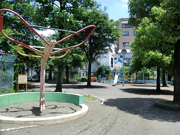 【2号棟】大田区新築戸建ビルトイン車庫納戸(高畑第四児童公園)